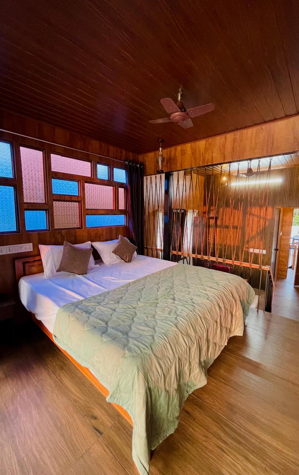 Tulsi Kayal Retreat Champakulam