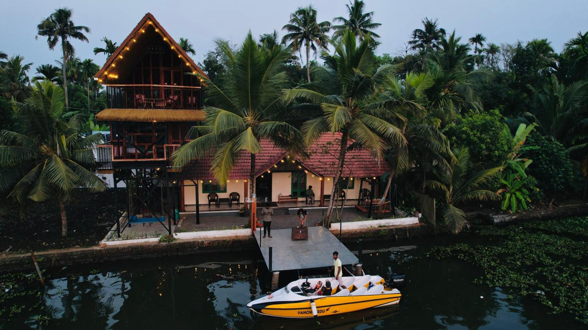 Tulsi Kayal Retreat Homestay Champakulam